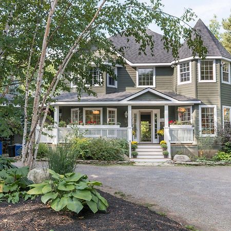 Craigleith Manor Bed & Breakfast 콜링우드 외부 사진