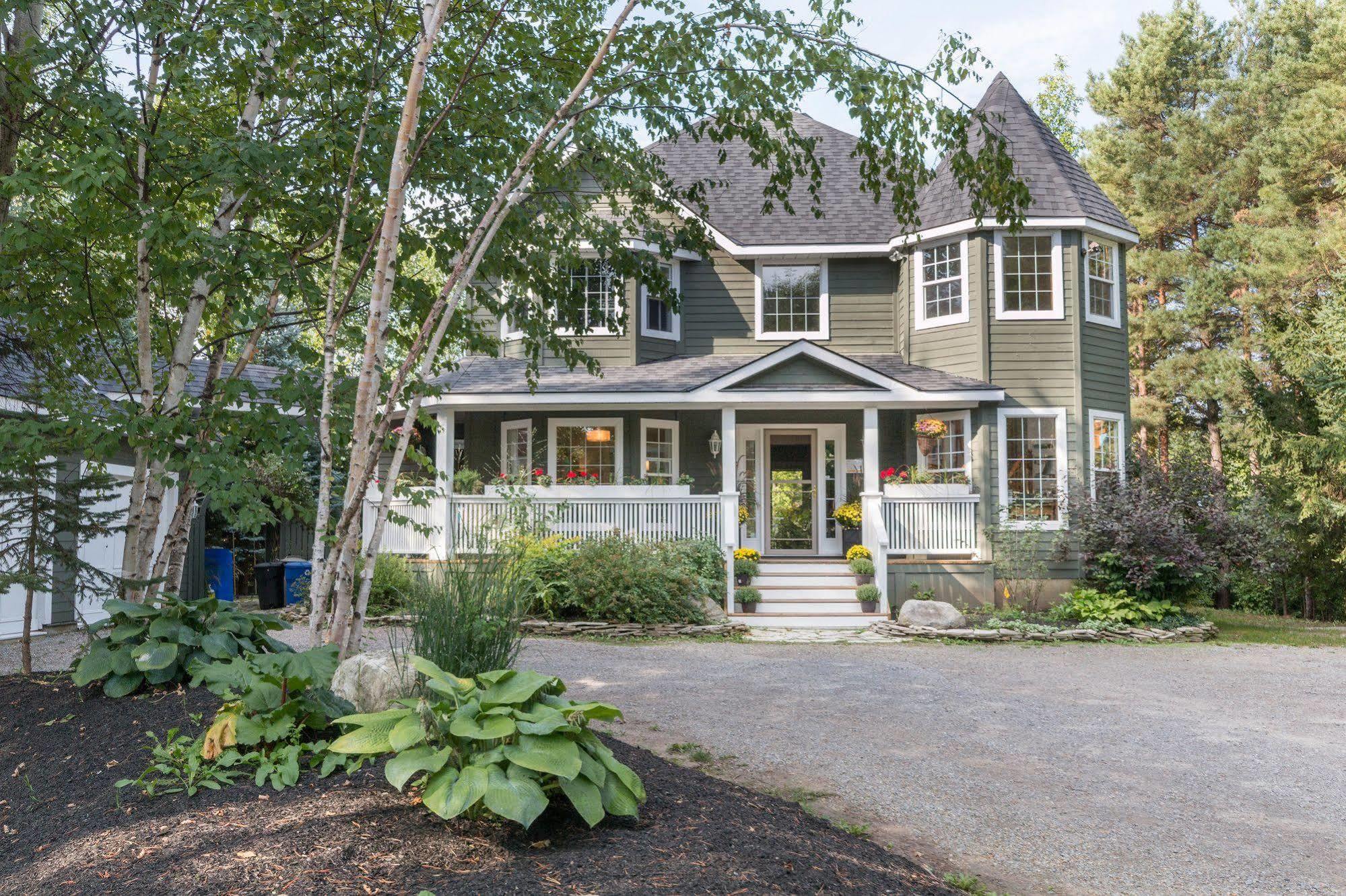 Craigleith Manor Bed & Breakfast 콜링우드 외부 사진