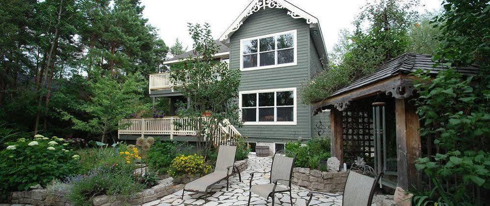Craigleith Manor Bed & Breakfast 콜링우드 외부 사진