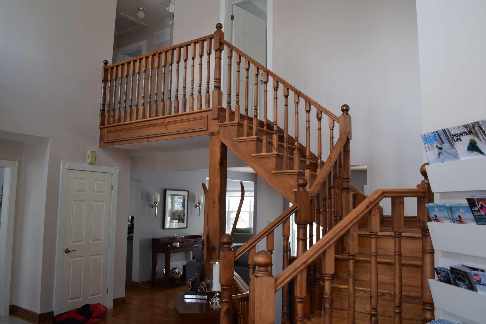 Craigleith Manor Bed & Breakfast 콜링우드 외부 사진
